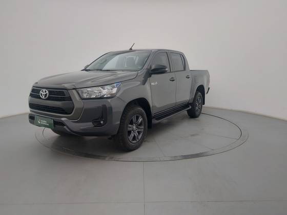 TOYOTA HILUX 2.8 D-4D TURBO DIESEL CD SR 4X4 AUTOMÁTICO